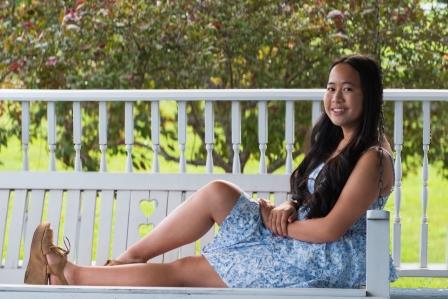 Tara Ludwig Spring Photos